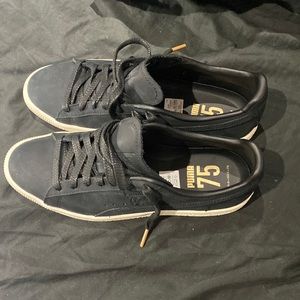 Unisex Puma “Clyde” 75th anniversary size 9 (men’s)